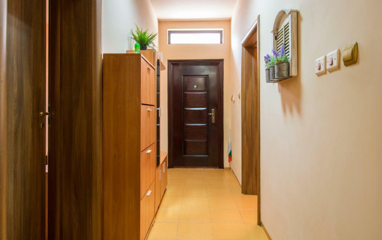 The Rocky House - Central & Private 2Bdr By Flat Mаnager Plovdiv Luaran gambar
