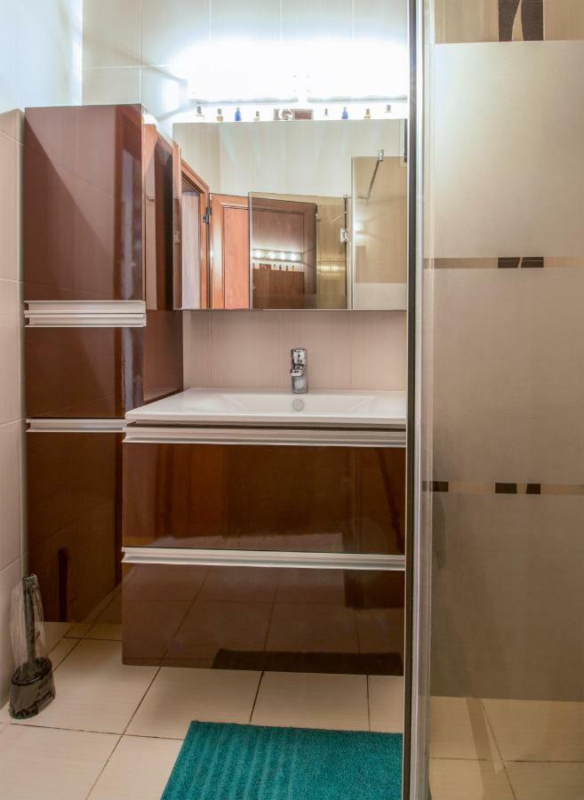 The Rocky House - Central & Private 2Bdr By Flat Mаnager Plovdiv Luaran gambar